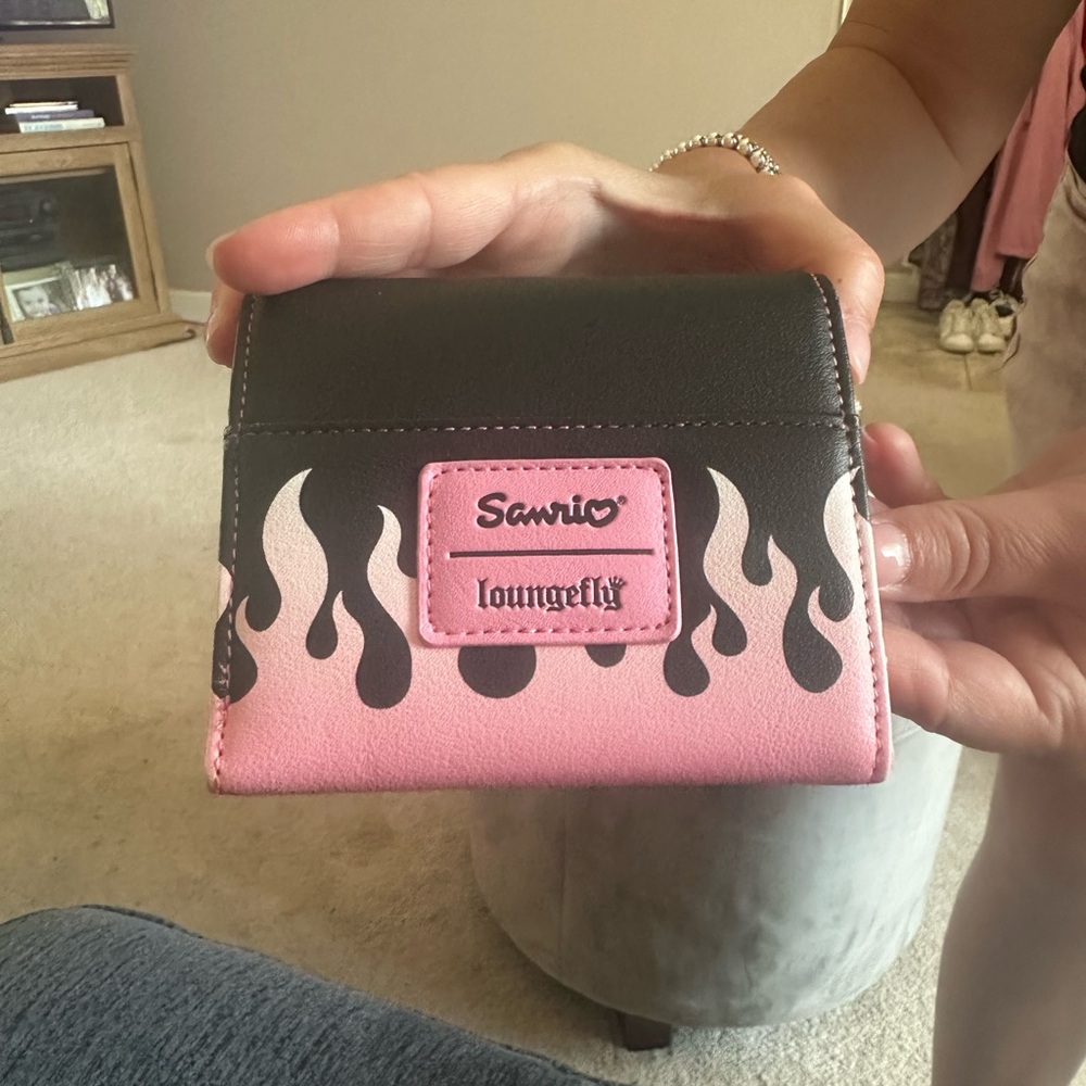 Cute Kuromi and My Melody Wallet in Pink and Black - Picture 3 of 5